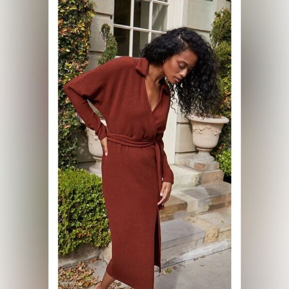 Saylor Nathalie Sweater Rust Color Long Sleeve Maxi Dress - Picture 1 of 10
